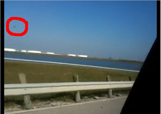 Illustration for article titled Bugatti Veyron Lake Crash: Jalopnik Reader Theories